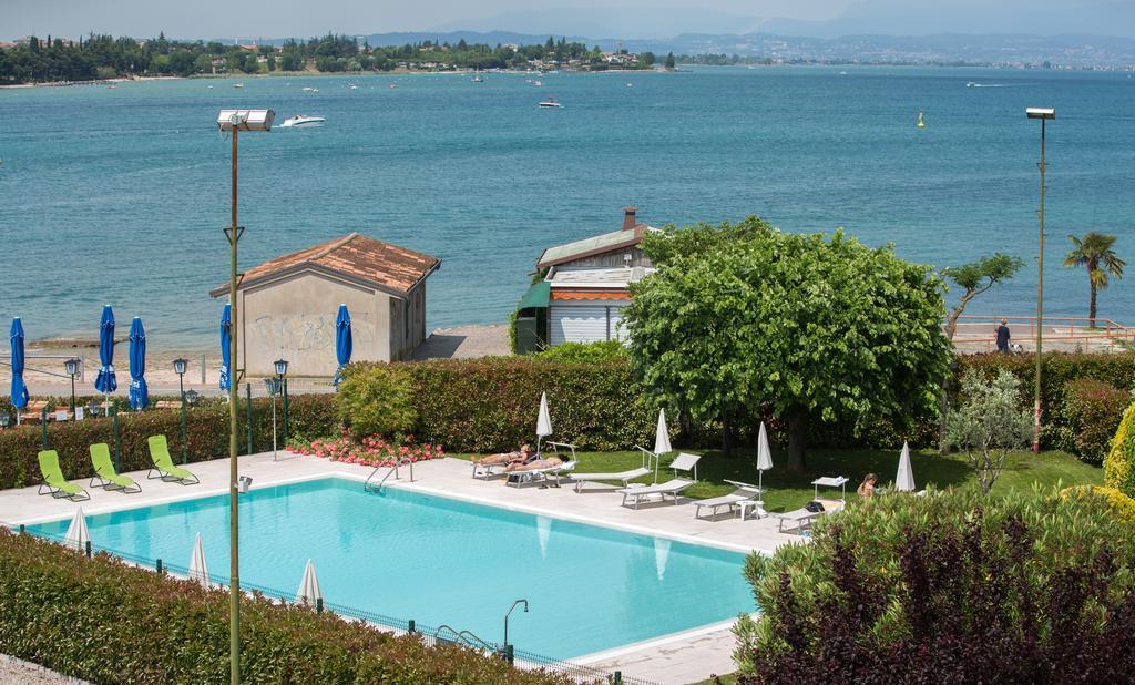 Hotel Ristorante Al Fiore Peschiera del Garda Eksteriør bilde